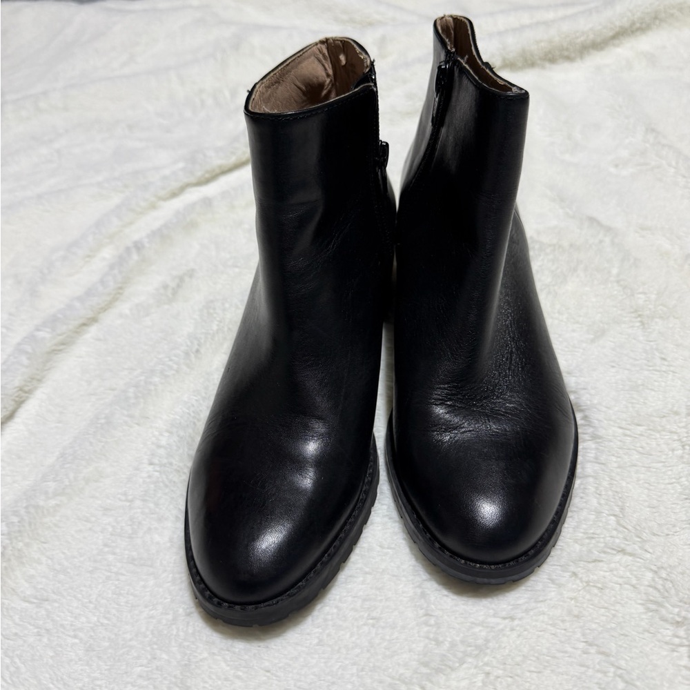 Lands' End Classic Black Ankle Boots size 6.5 women